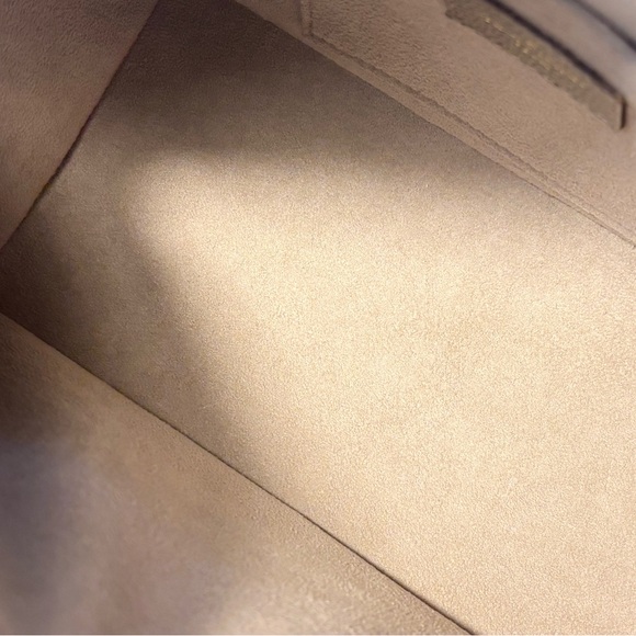 Beautiful Louis Vuitton Speedy Bandouliere 20 Dove Cream Sold - Picture 10 of 16